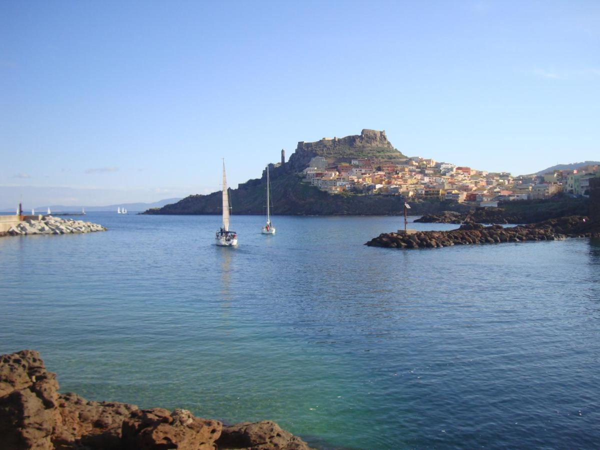 Mi Casa El Mar! Grazioso Attico 400 Mt Alla Spiaggia E Al Centro Castelsardo Exteriér fotografie